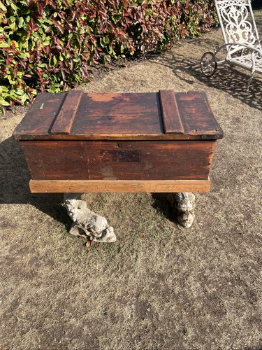 Large vintage carpenters tool - large,