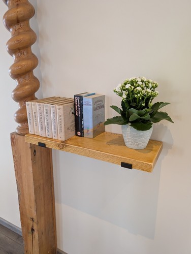 Wooden display shelf hand - display,