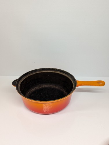 Creuset cast iron saucepan - le,