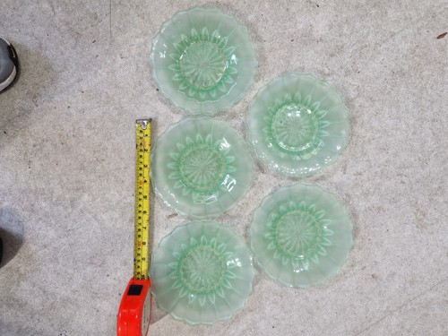 Green uranium glass - uranium, vintage