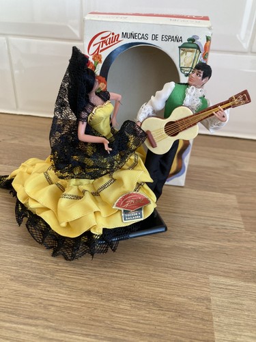 Vintage retro spanish dancing - retro,