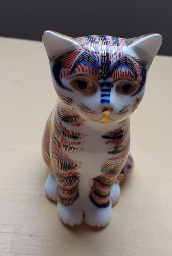 Royal crown derby imari - crown, kitten