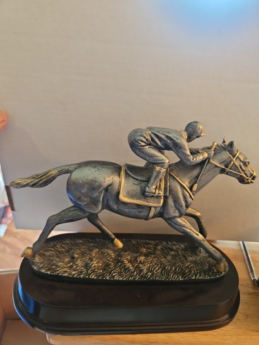 Silverstone resin jockey - resin,