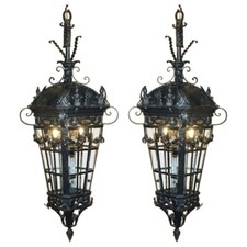 FINE PAIR OF EXTRA LARGE 20TH CENTURY FRENCH PARISIAN ART DECO HANGING LANTERNS