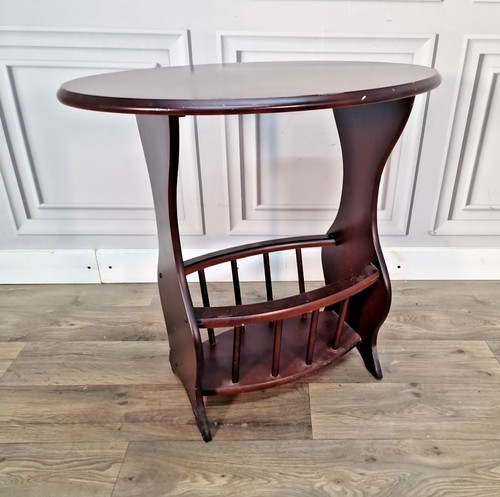 Vintage magazine rack table - magazine,