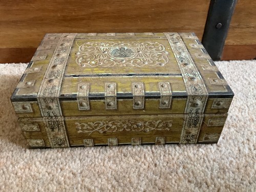 Vintage huntley palmers - &,