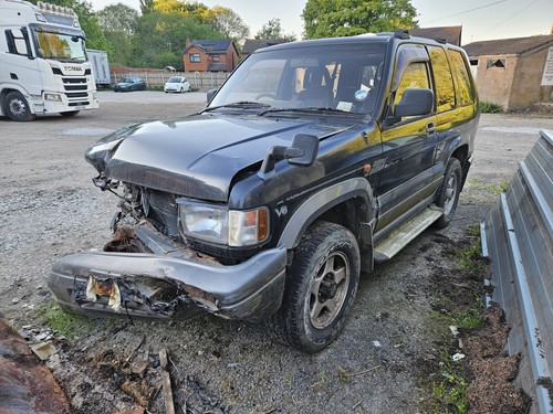 1994 isuzu bighorn irmscher - ,
