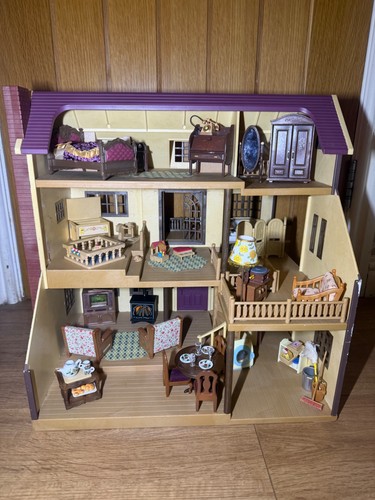 Sylvanian families house - sylvanian, on