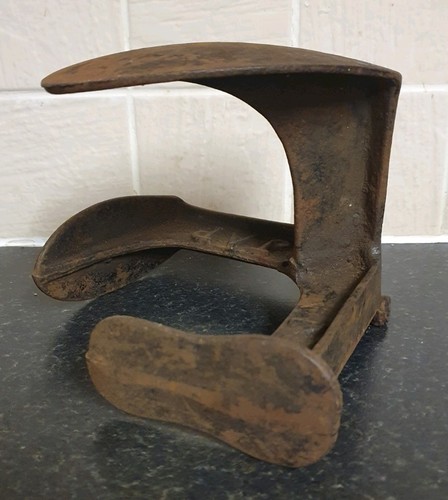 Marked jap vintage cobblers - "jap",