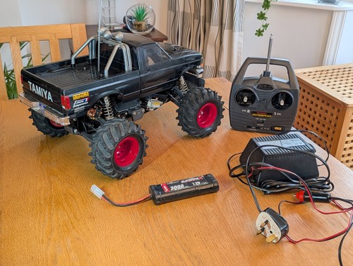 Vintage 1997 tamiya king - vintage,