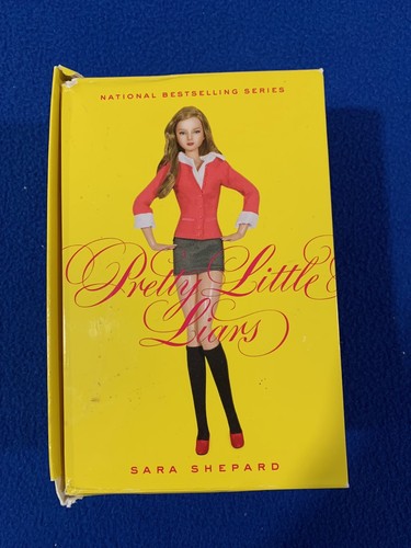 Pretty little liars box set - pretty, by