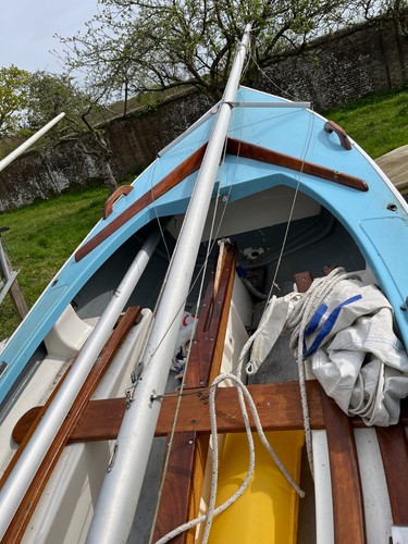 Sailing dinghy - gp,