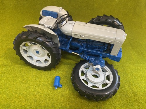 Universal hobbies county super - universal,