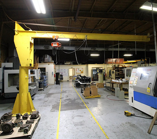 Used ton freestanding base - 1,