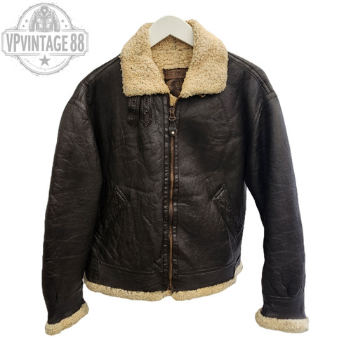 Vintage aviator bomber - b-3,