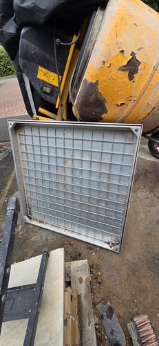 Recessed manhole cover - recessed,