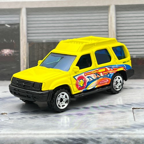Matchbox nissan xterra - xterra, opening