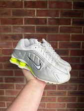 NIKE SHOX R4 WHITE SILVER