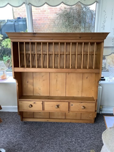 Pine wall mounted plate rack - mounted,