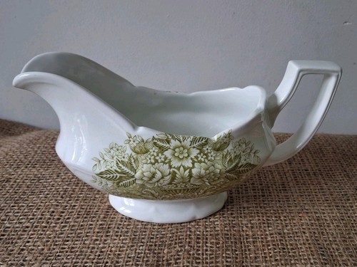 Vintage gravy boat royal - vintage,