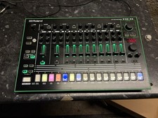 Roland TR-8 Rhythm Performer