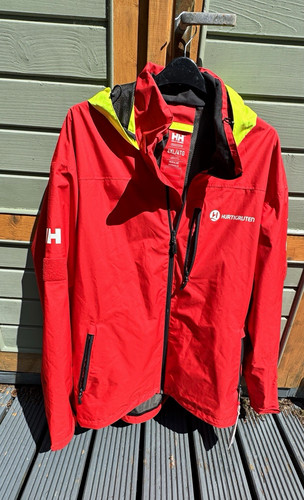 Bnwt helly hansen - bnwt,