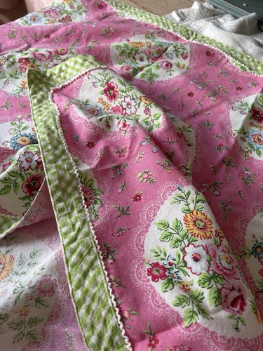 Rare greengate pink floral - rare,