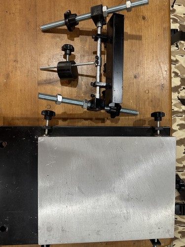 Adjustable manual stencil - stencil, &