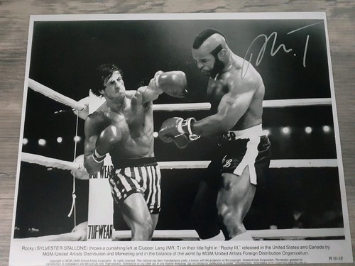 Signed x 8 autographed - mr,