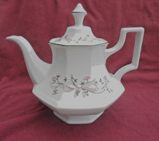 Johnson Brothers Eternal Beau 2pt capacity teapot - pristine - never used