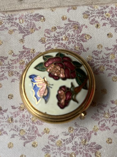 Vintage pill box butterfly - vintage, box.