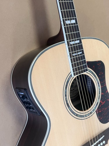 Guild 55e jumbo - f‑55e,