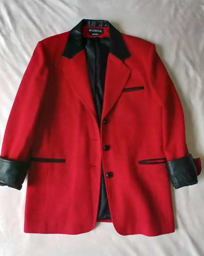 Red wool black - wool, leather