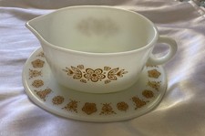 Pyrex Corelle Butterfly Gold Gravy Sauce Boat & Drip Dish Vintage 77-B & 77-U
