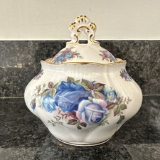Royal Albert Moonlight rose