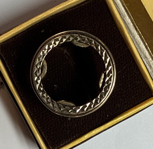 Vintage half sovereign ring - , no