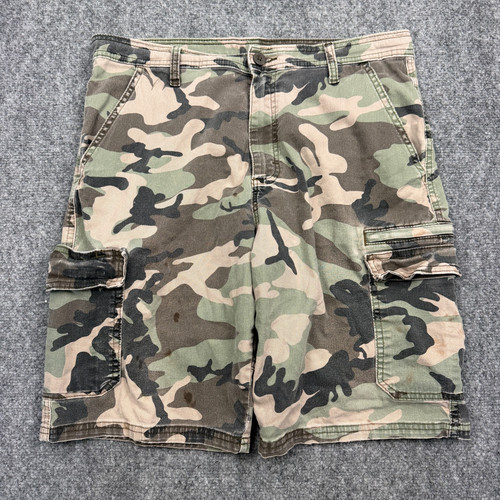 Wrangler camo cargo shorts - camo,