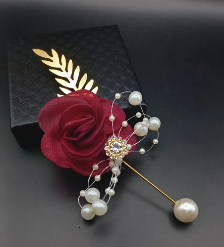 Red gold tone - &,