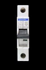 DOEPKE 32 AMP CURVE B 6kA MCB CIRCUIT BREAKER DLS5