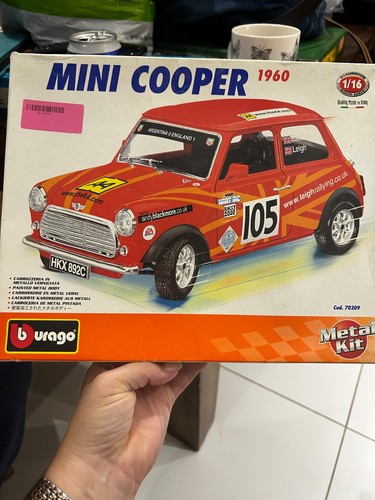 Burago mini cooper 1960 - burago,