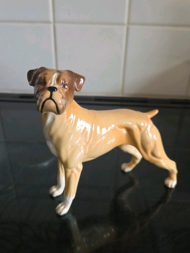 Beswick boxer dog porcelian - beswick,