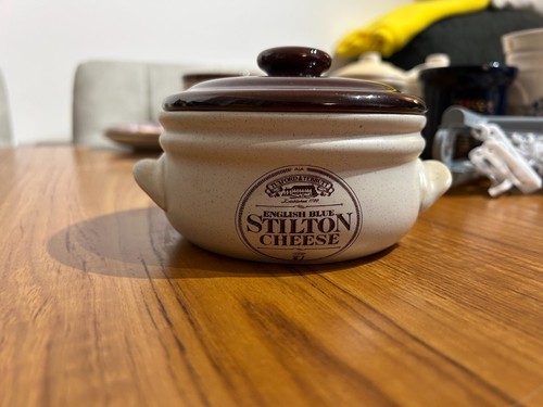 Tuxford tebbutt stilton - tuxford, &