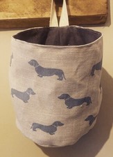 emily bond Dachshund Linen