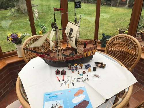 Playmobil pirate ship - pirate,
