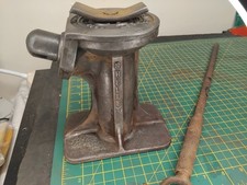 VINTAGE SHELLEY SCREW JACK NO