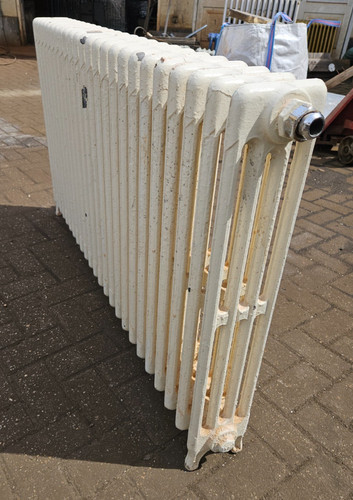 Cast iron radiators - 30", high