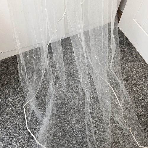 Ivory wedding veil satin edge - ivory,