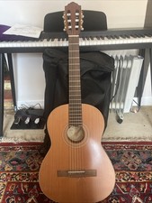 Hofner HZ23 Classical Guitar