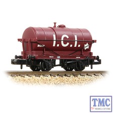 373-682A Graham Farish N Gauge 14T Tank Wagon 'ICI' Maroon