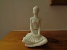 VINTAGE AVON SWEET HONESTY